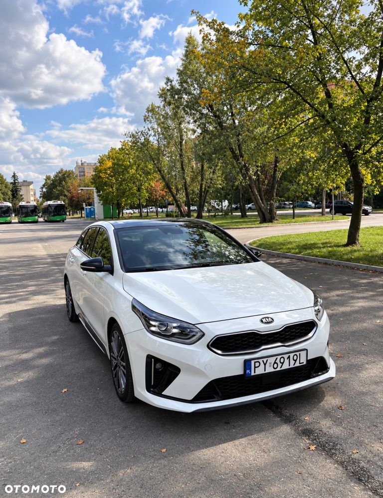 Kia ProCeed 1.6 CRDi GT Line DCT - 1