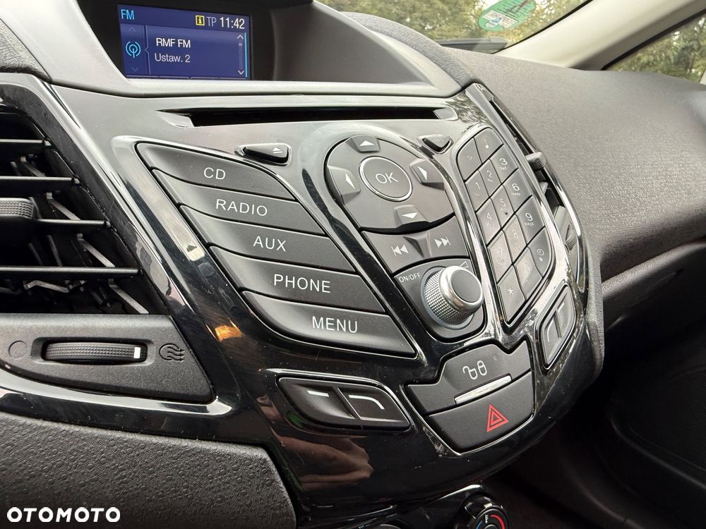 Ford Fiesta 1.0 EcoBoost Titanium X - 20
