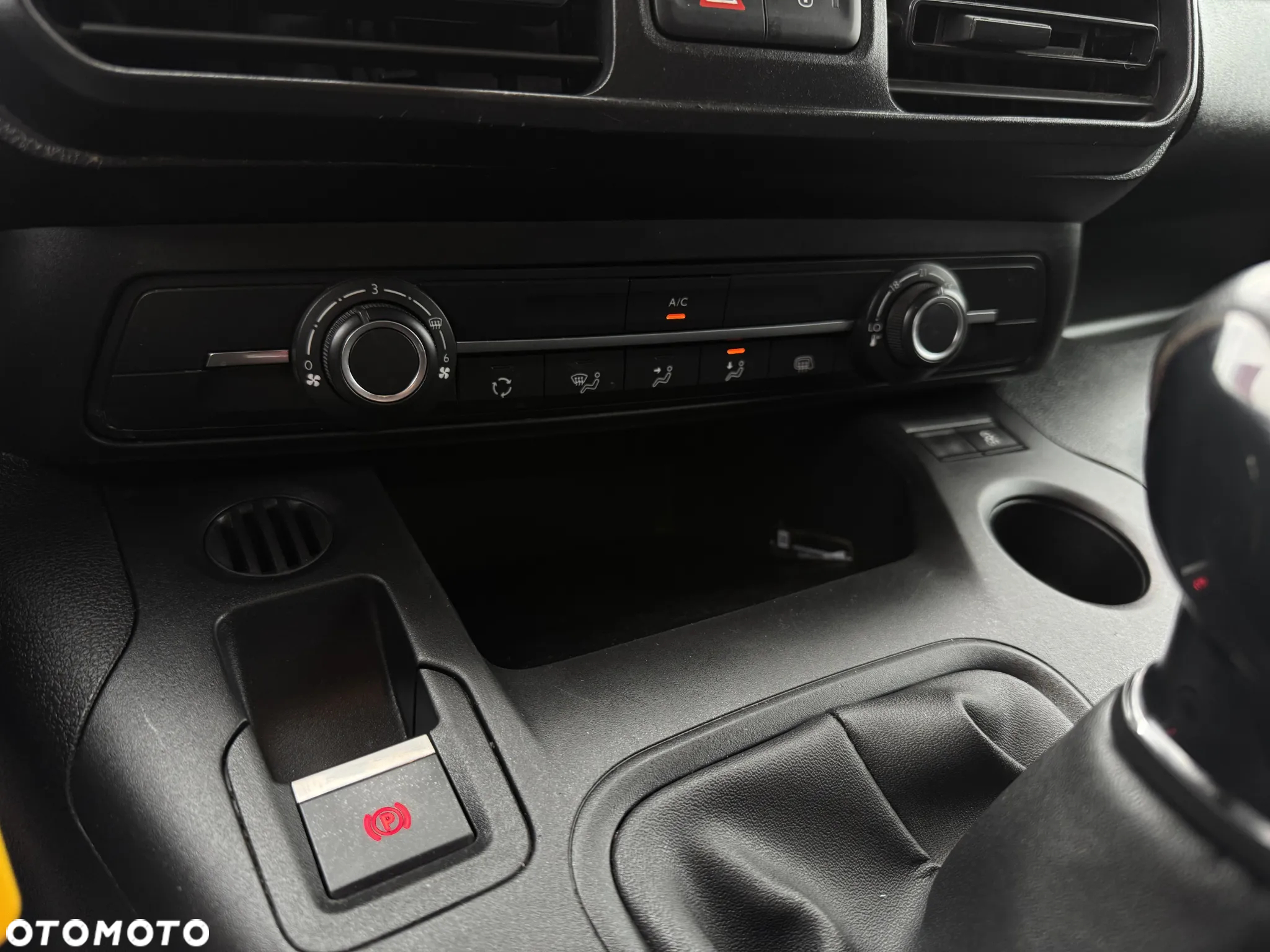 Peugeot Partner - 21