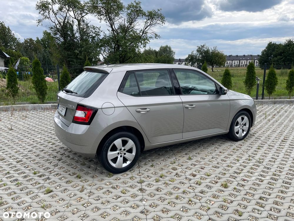 Skoda Fabia 1.2 TSI Ambition - 10
