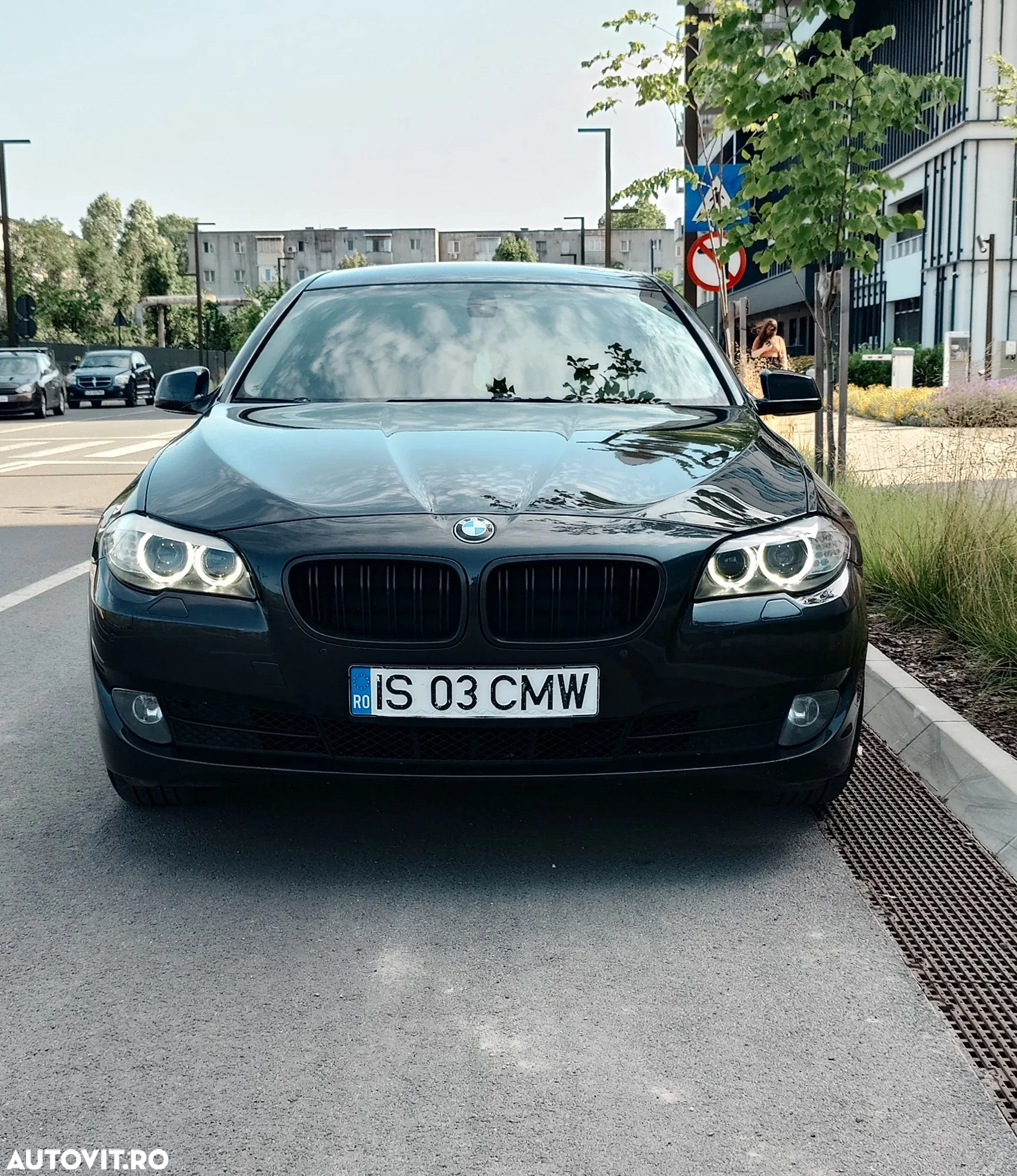BMW Seria 5 520d Efficient Dynamics Edition - 2