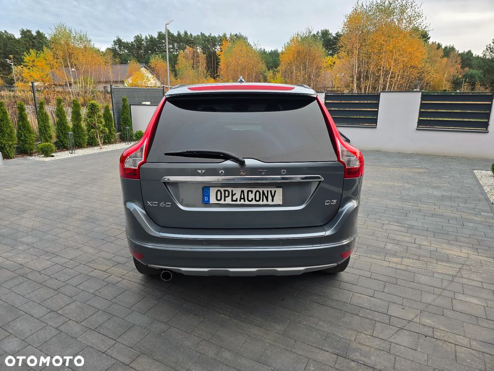 Volvo XC 60 D3 Geartronic Momentum - 11