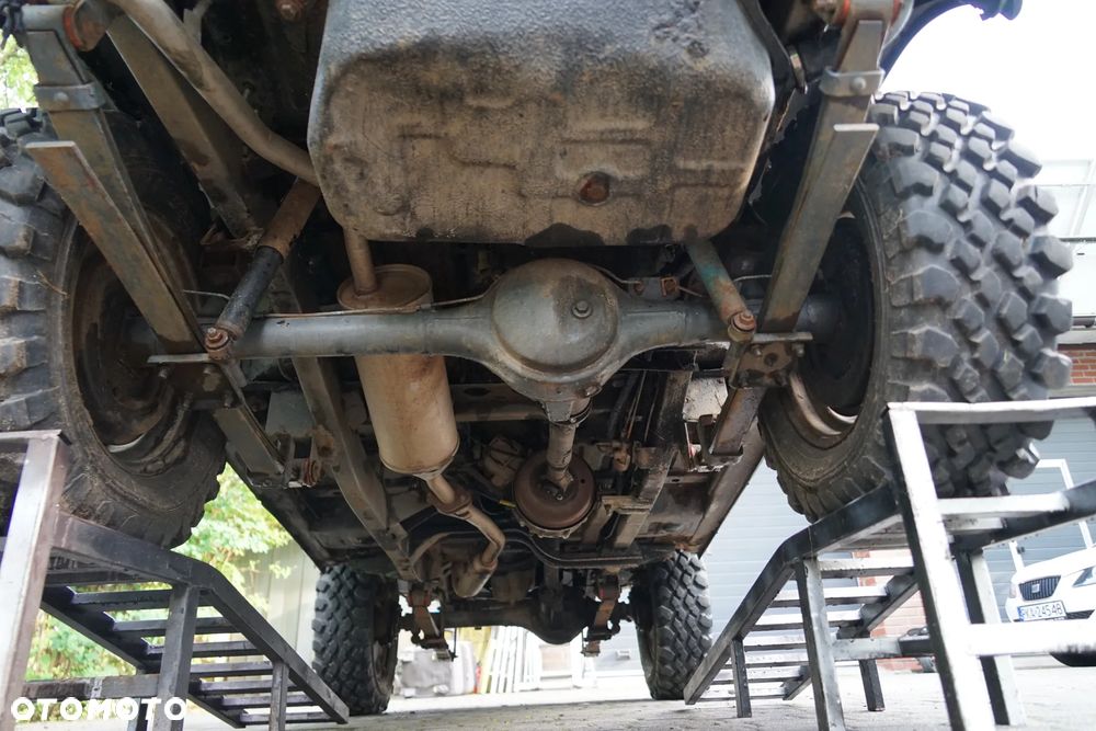 Suzuki Samurai - 16