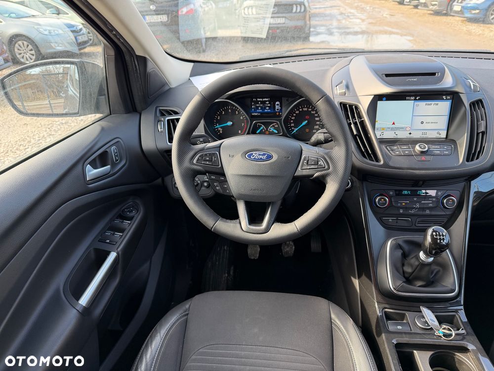 Ford Kuga 1.5 EcoBoost 2x4 Titanium - 33