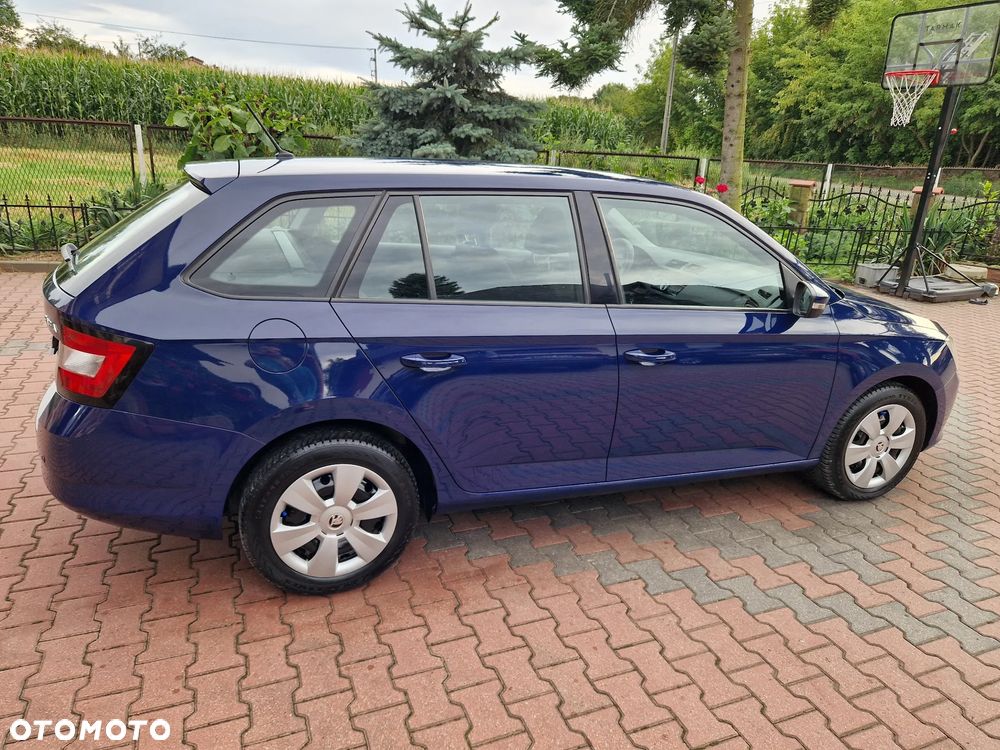 Skoda Fabia 1.2 TSI Active - 32