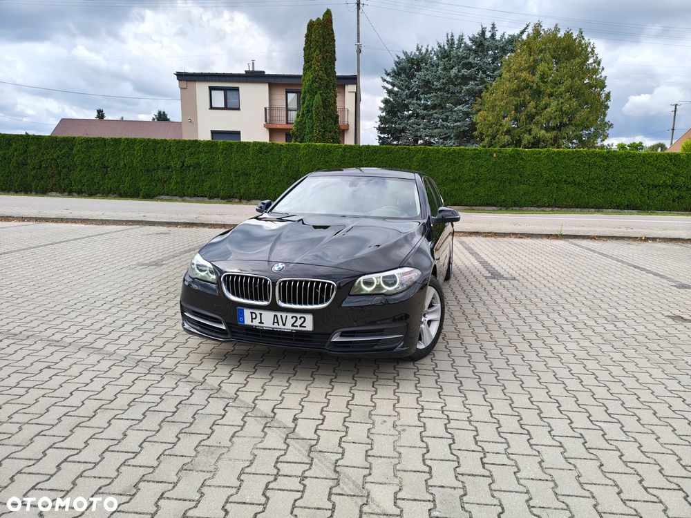 BMW Seria 5 520d xDrive - 4
