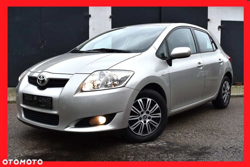 Toyota Auris 1.4 VVT-i Sol - 1