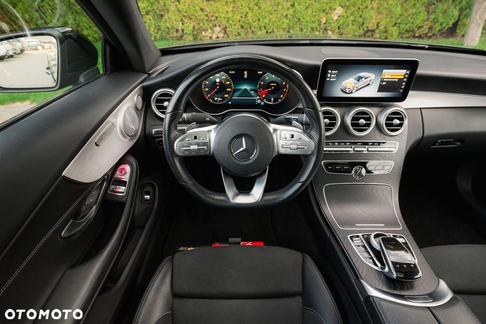 Mercedes-Benz Klasa C 300 9G-TRONIC AMG Line Plus - 12