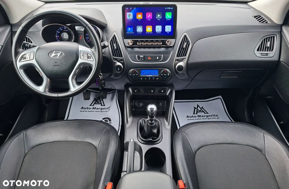 Hyundai ix35 1.6 2WD Fifa World Cup Edition - 8