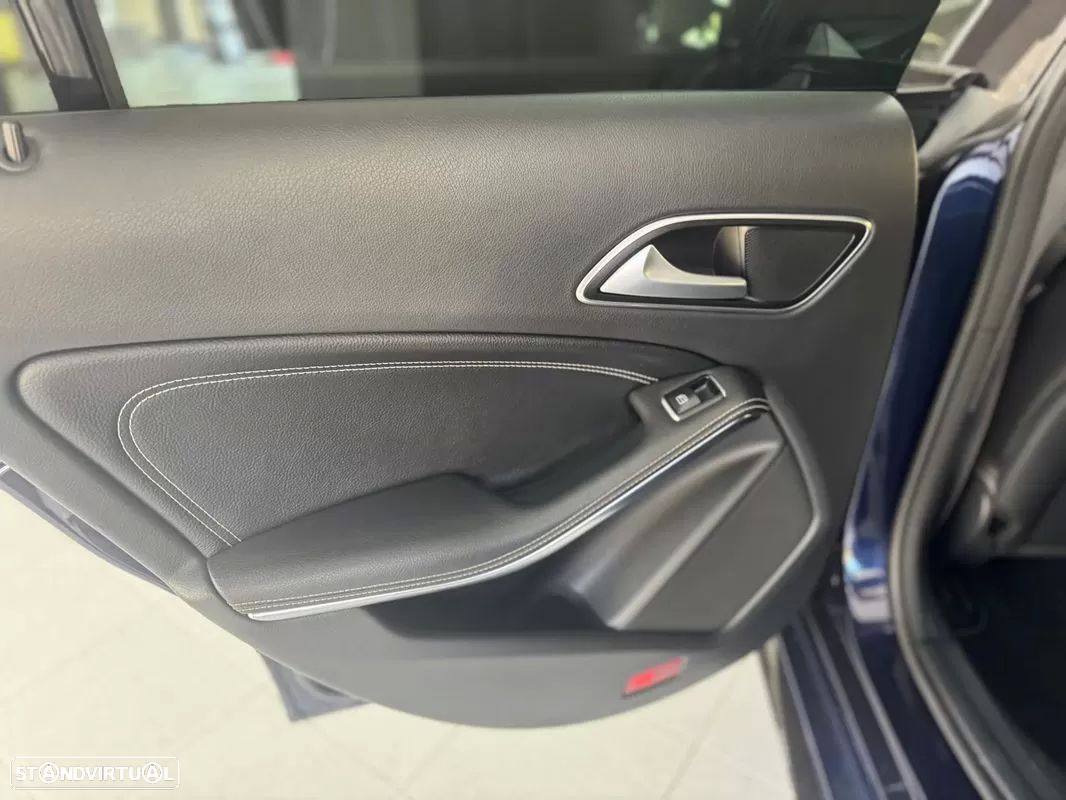 Mercedes-Benz CLA 180 - 23