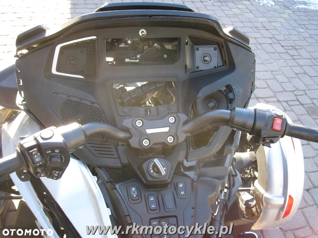Can-Am Spyder - 9