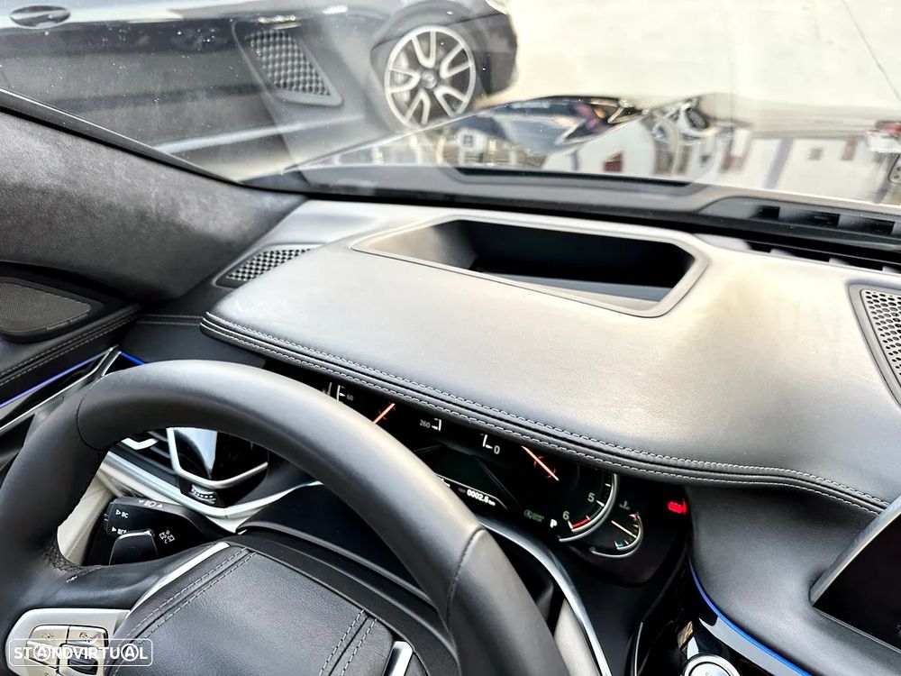 BMW 730 d Pack M - 16