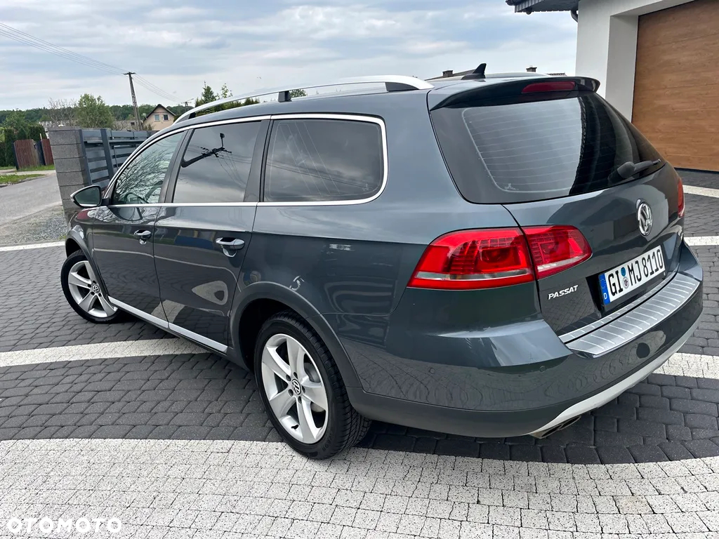 Volkswagen Passat Alltrack 2.0 TDI BlueMotion Technology - 11