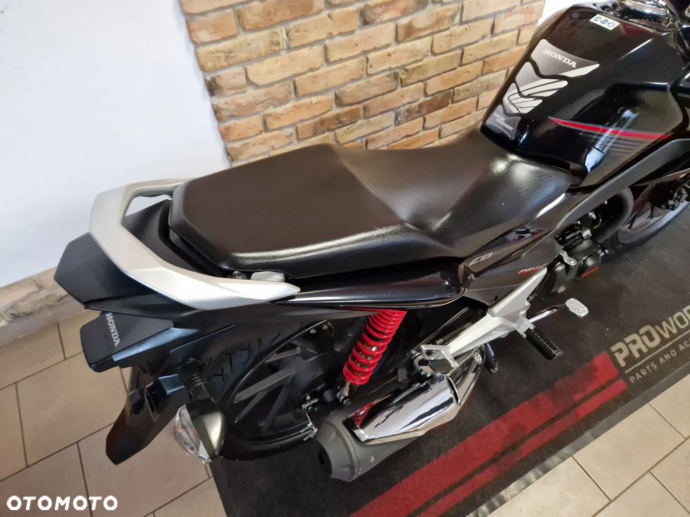 Honda CBF - 33