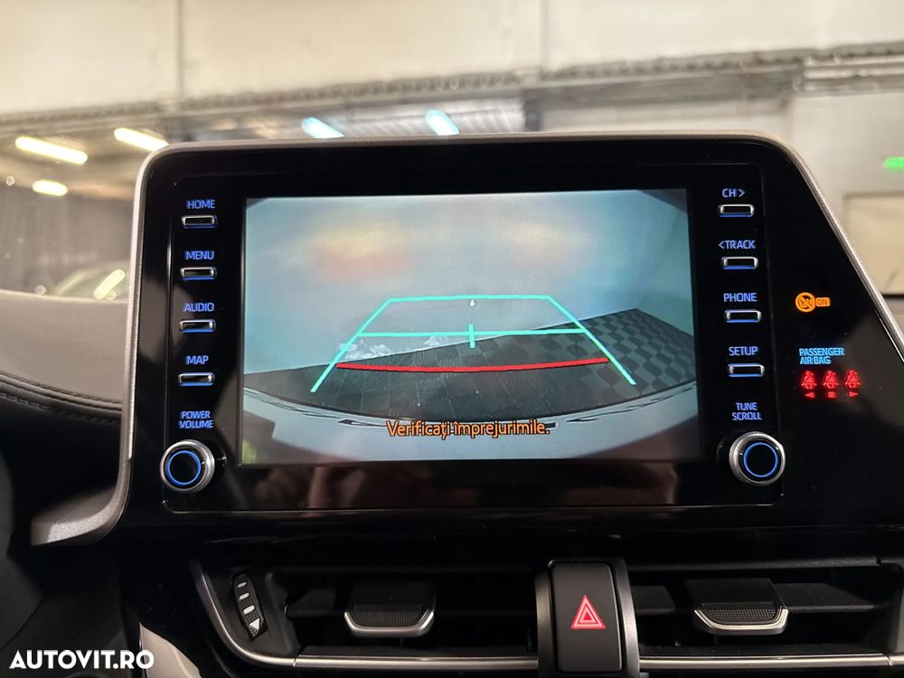 Toyota C-HR - 18