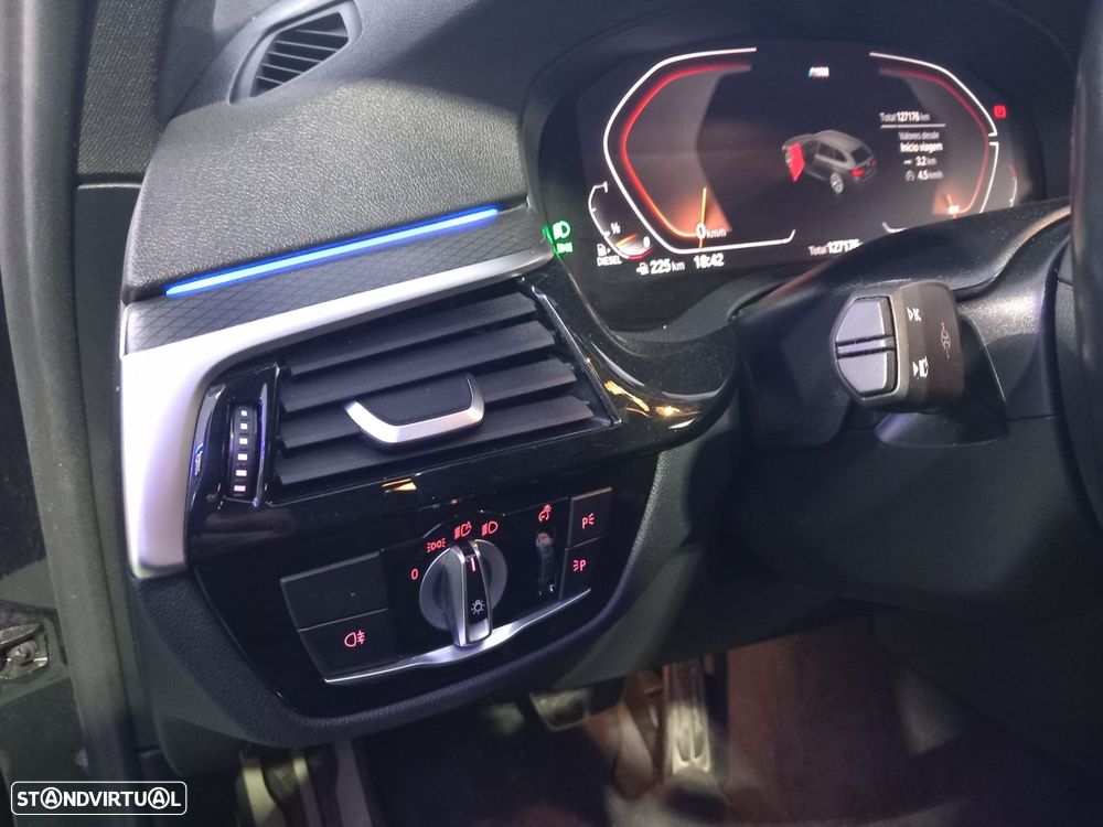 BMW 520 d Pack Desportivo M Auto - 16