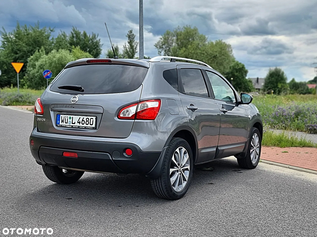 Nissan Qashqai - 11