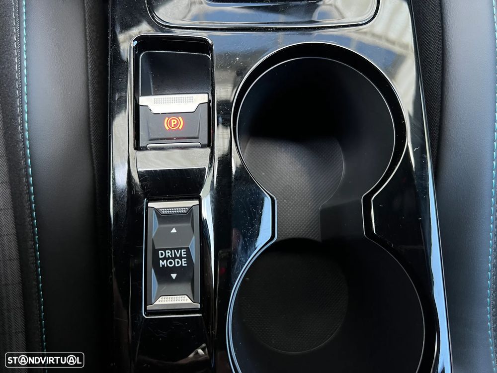 Peugeot e-2008 50 kWh Allure - 29
