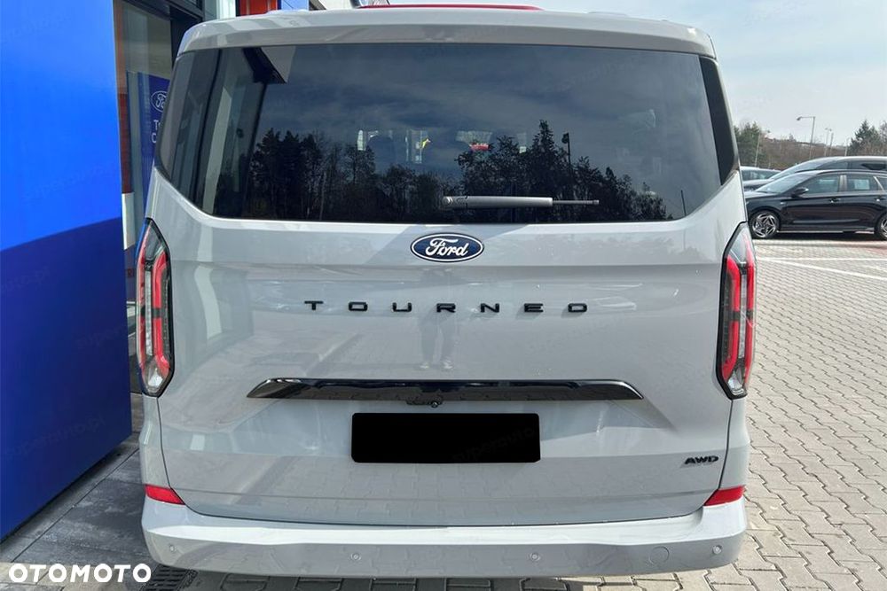 Ford Tourneo Custom - 6
