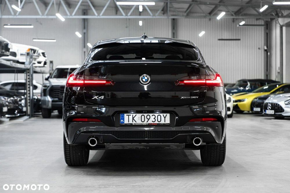 BMW X4 - 8