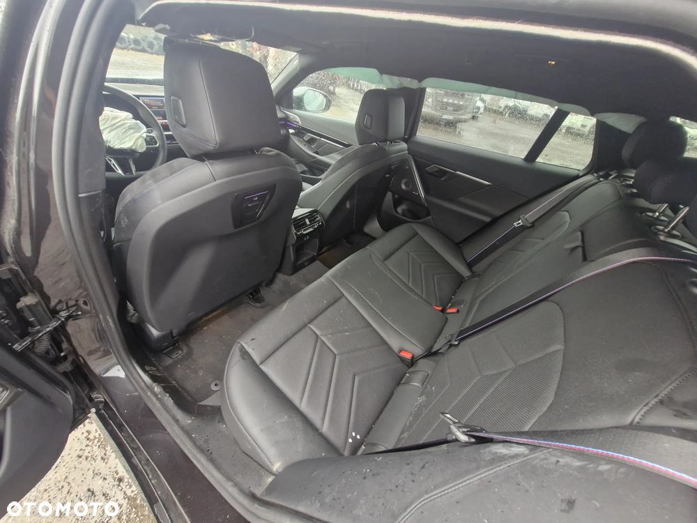 BMW Seria 5 - 21