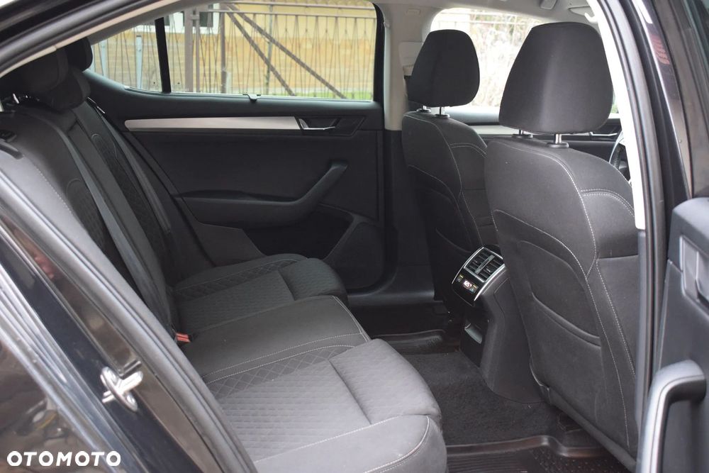 Skoda Superb - 8