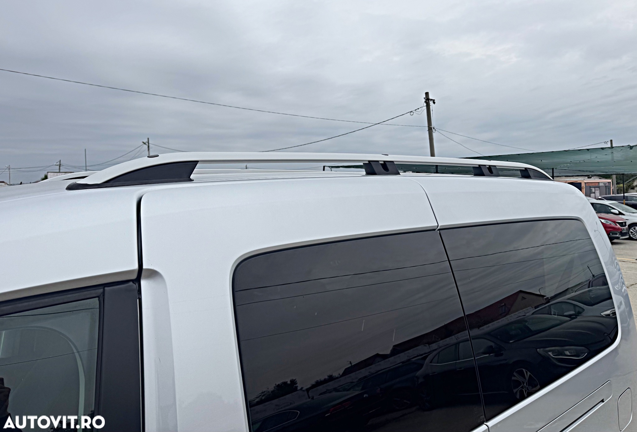 Volkswagen Caddy 2.0 TDI (7-Si.) Maxi Comfortline - 17
