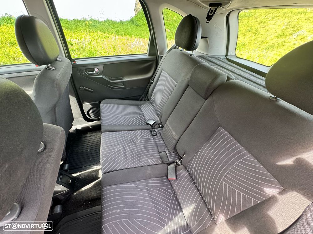 Opel Meriva - 9