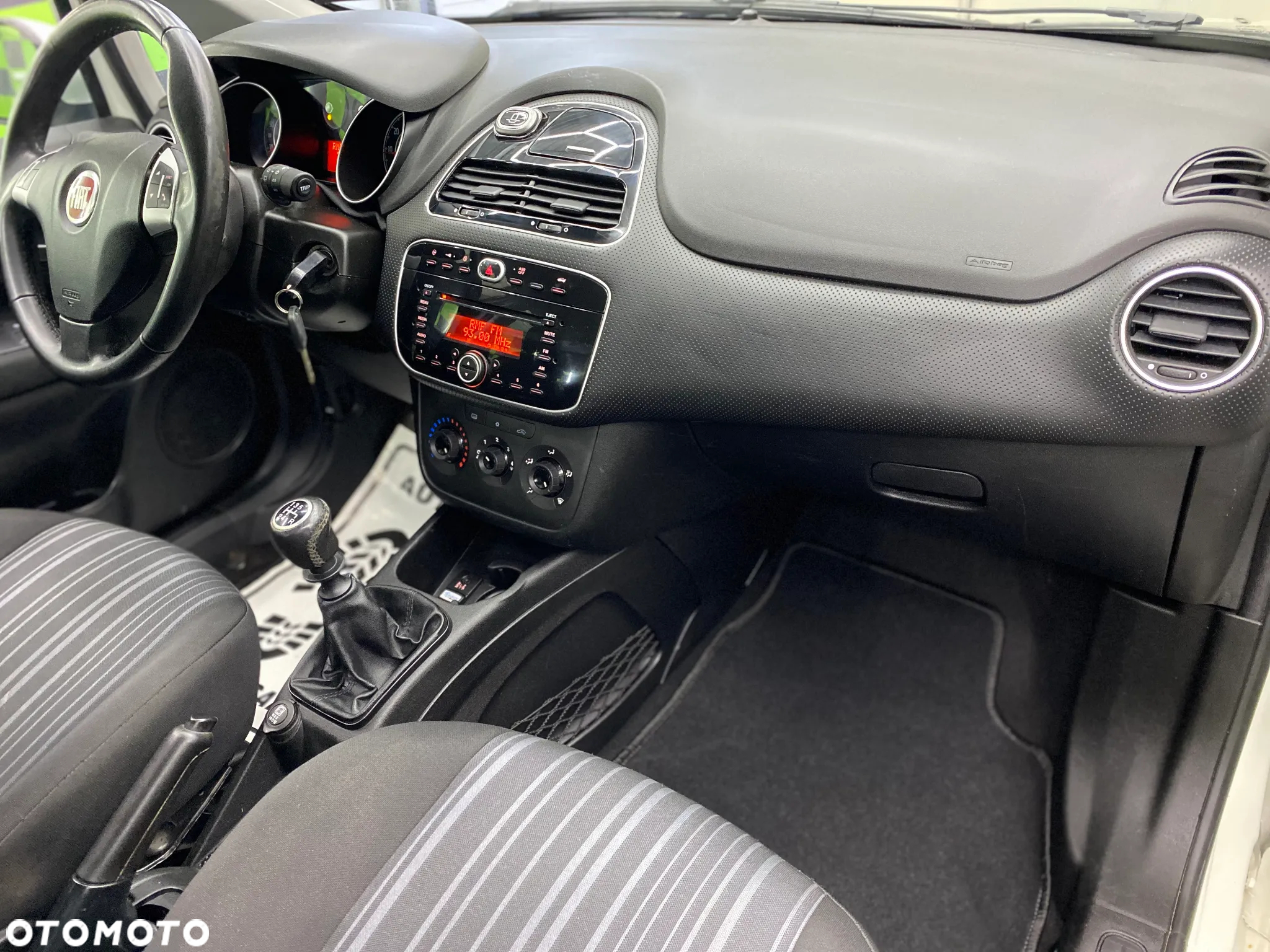Fiat Grande Punto 1.4 8V Active - 31