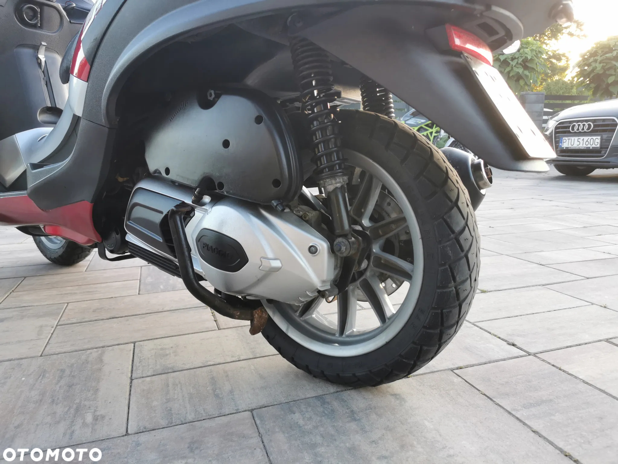 Piaggio MP-3 - 13