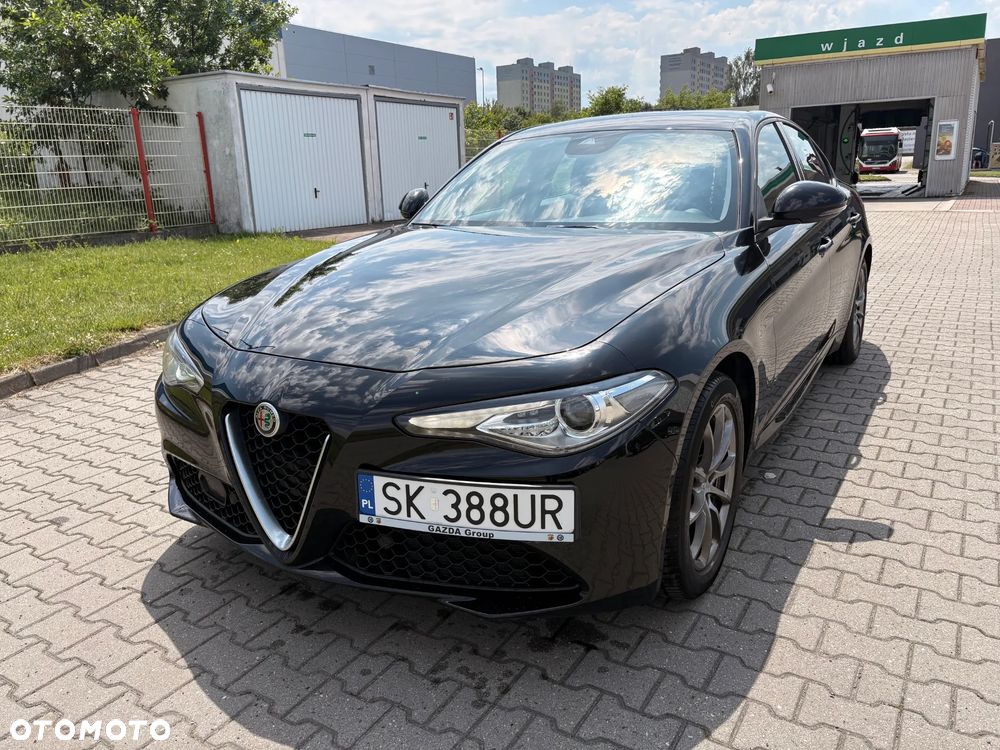 Alfa Romeo Giulia 2.0 Turbo Business - 2