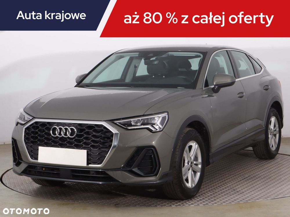 Audi Q3 2021 photo 2