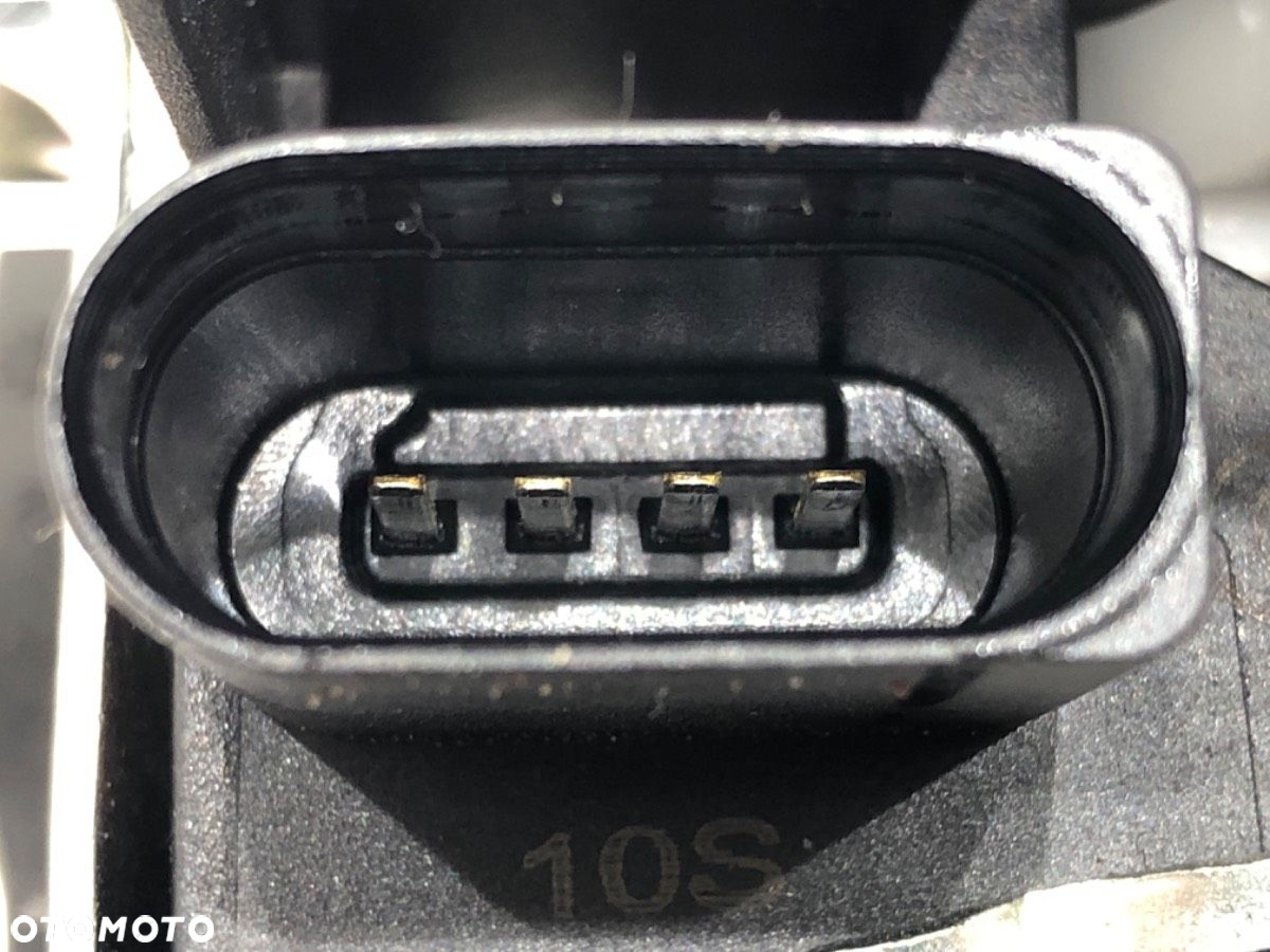 ZAMEK KLAPY TYŁ - 121.00 PLN - VW T-CROSS (C11) 2018 - 2022 1.0 TSi 85 kW [116 KM] benzyna 2018 - - 4