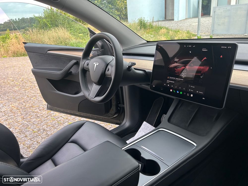 Tesla Model Y Tração Traseira - 24
