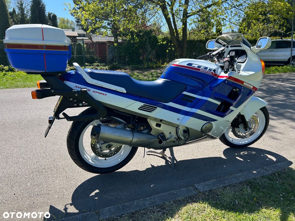 Honda CBR - 5