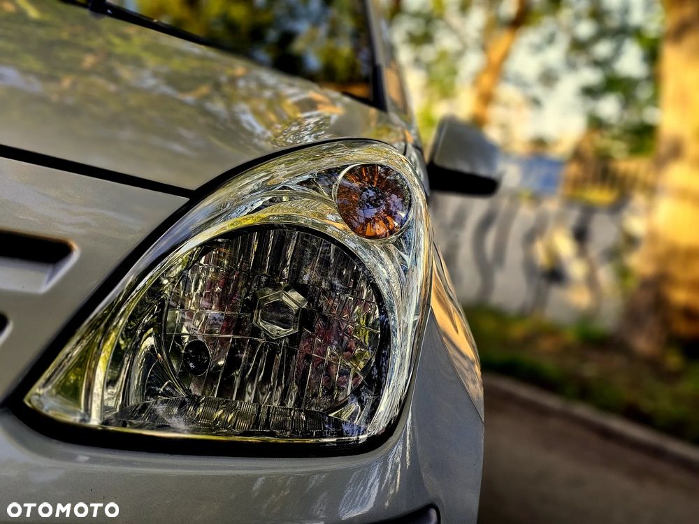 Nissan Pixo 1.0 more - 30