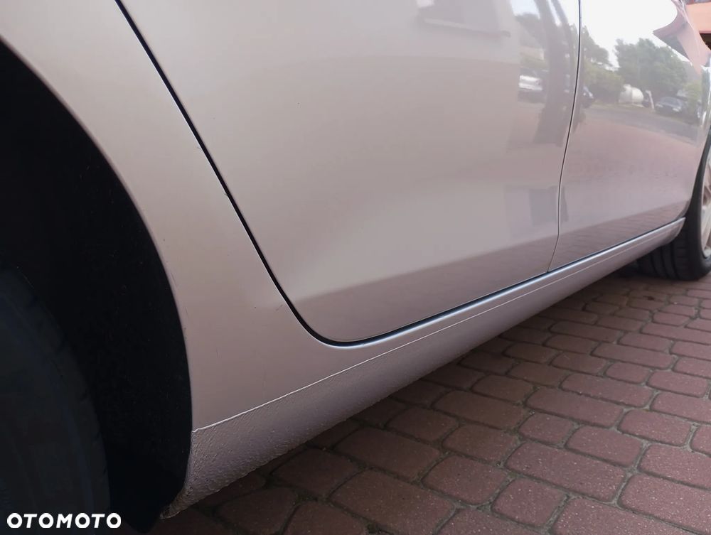 Volkswagen Golf - 17