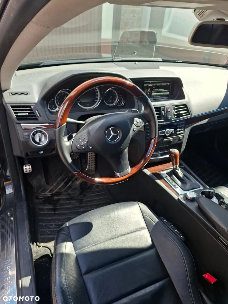 Mercedes-Benz Klasa E - 22