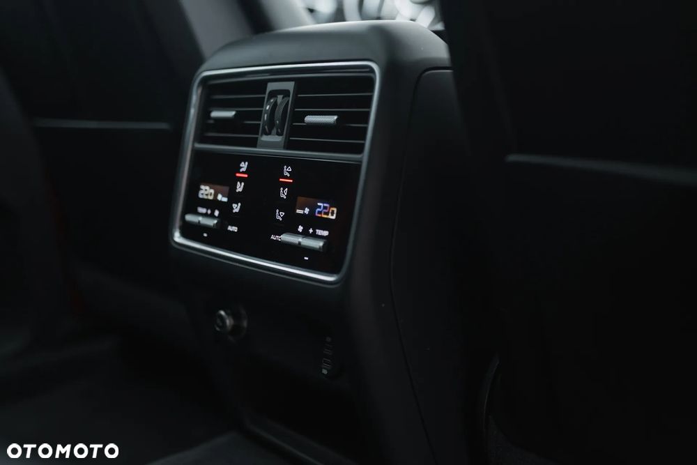 Porsche Cayenne GTS - 20