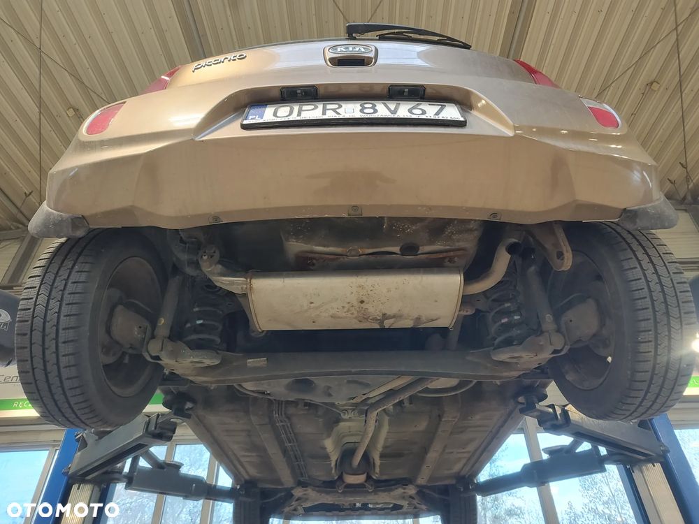 Kia Picanto 1.0 L - 22