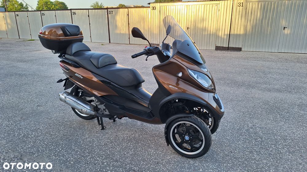 Piaggio MP-3 - 15