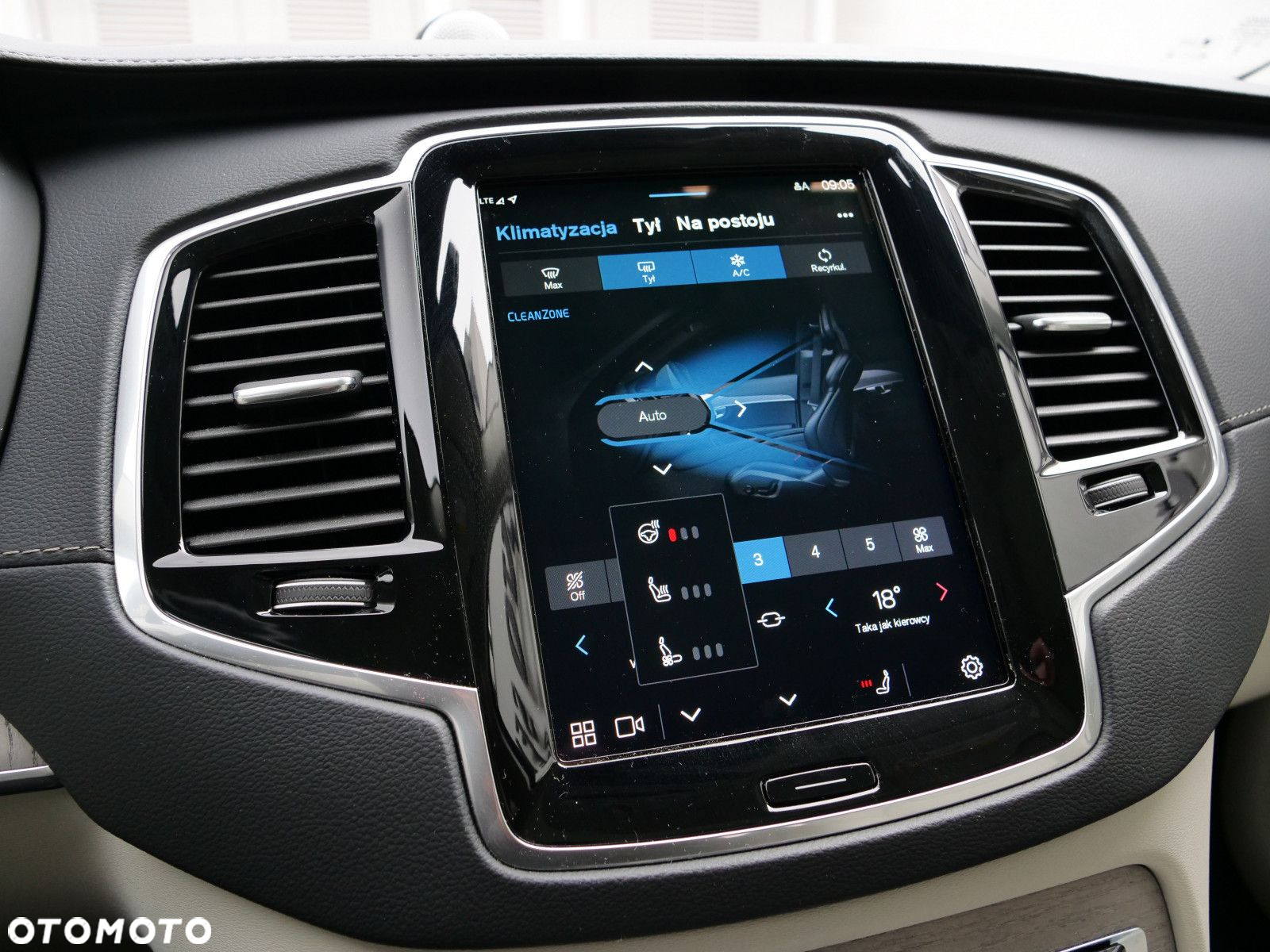 Volvo XC 90 - 26