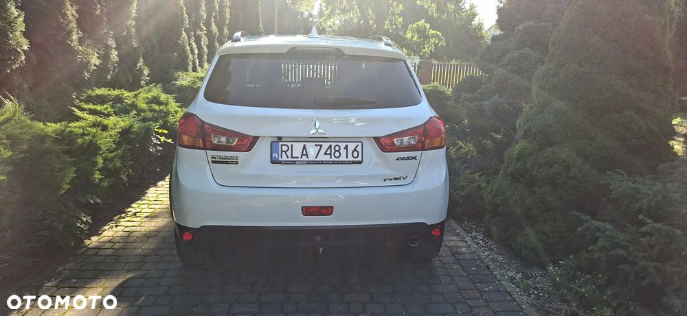 Mitsubishi ASX - 10