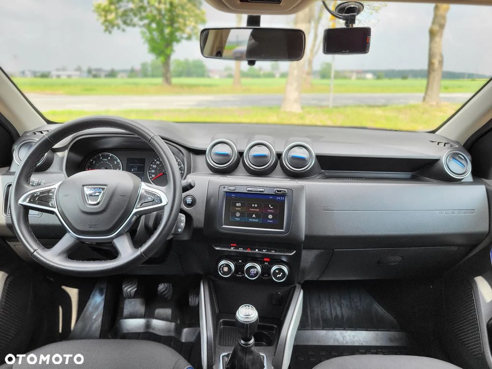 Dacia Duster 1.0 TCe SL Celebration - 12