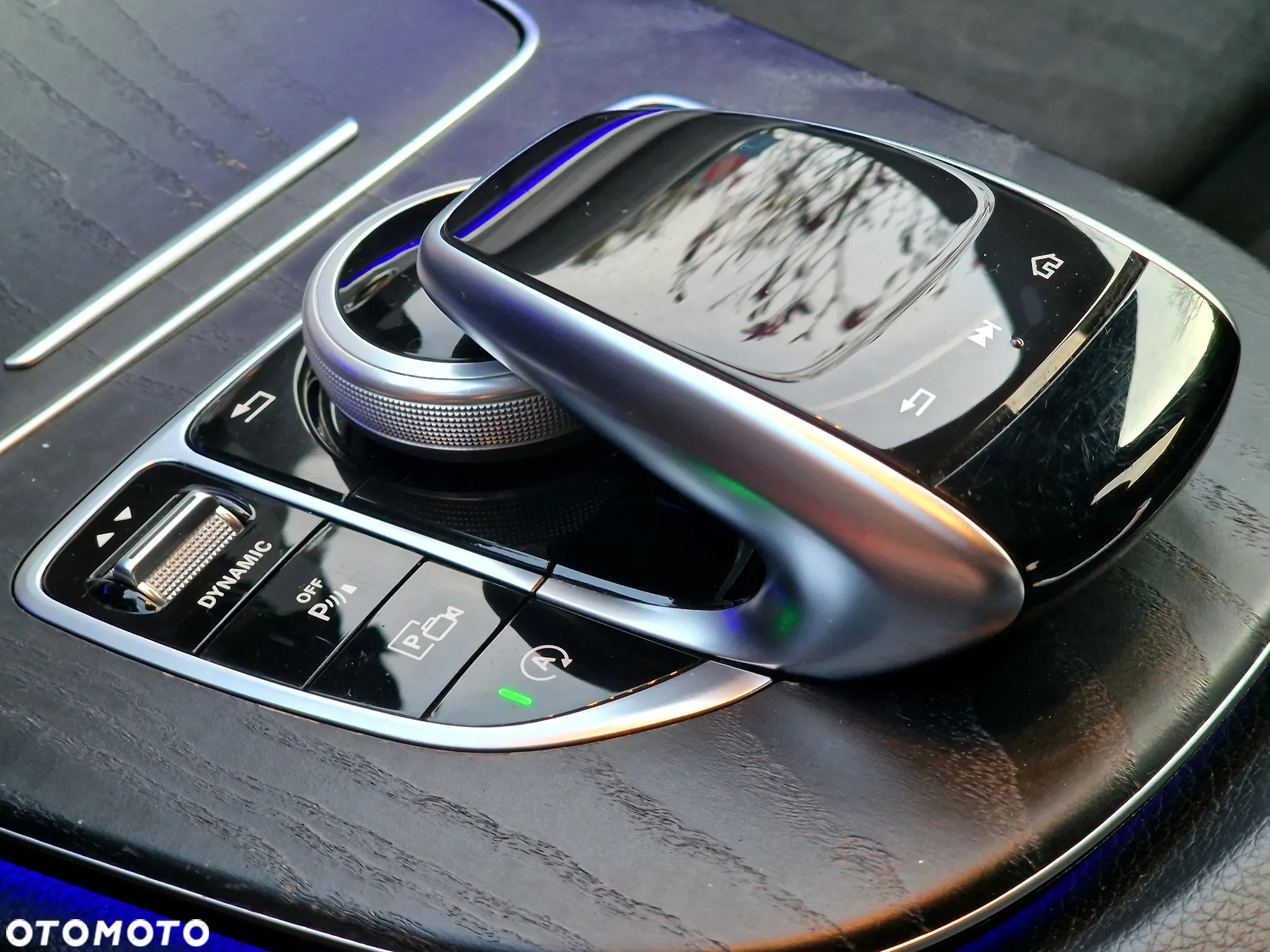 Mercedes-Benz Klasa E 220 d 4-Matic 9G-TRONIC - 17