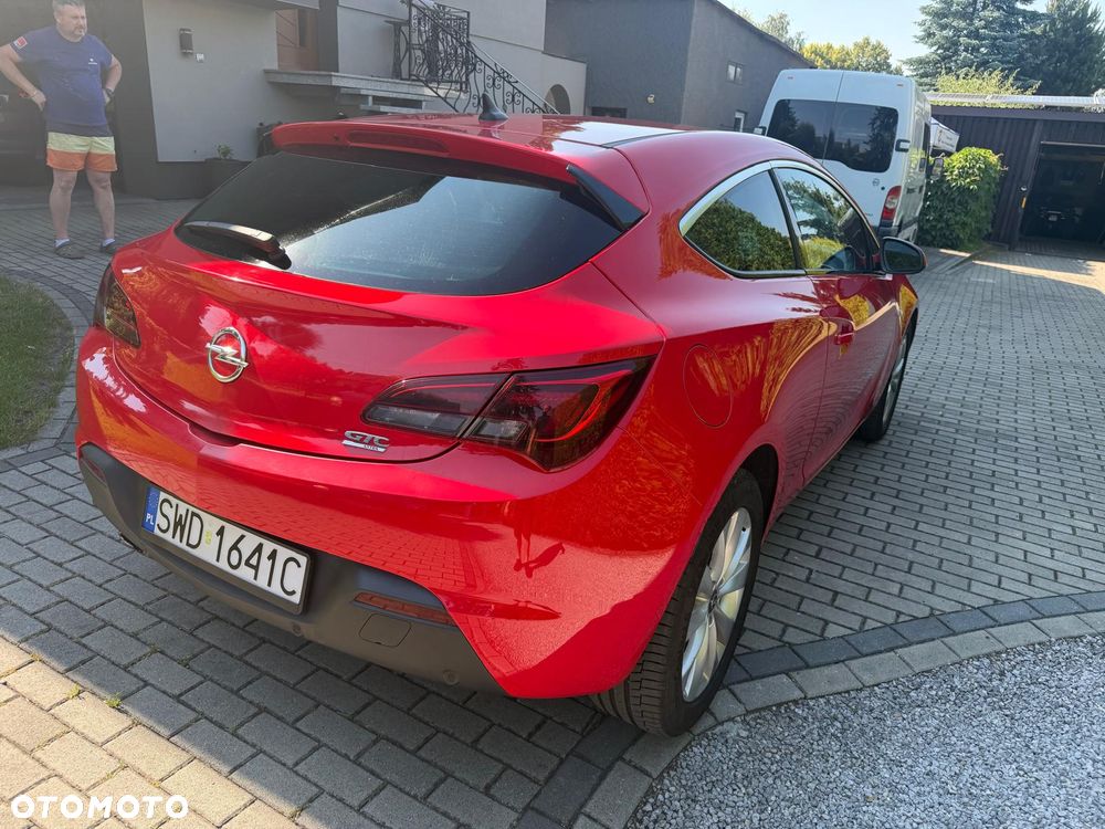 Opel Astra 1.6 SIDI Turbo Automatik Innovation - 4