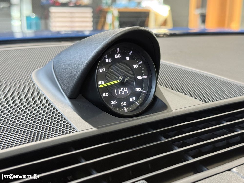 Porsche Panamera 4 E-Hybrid - 28