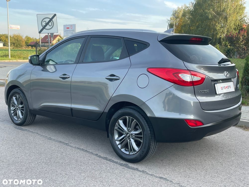 Hyundai ix35 1.7 CRDi 2WD blue Finale Gold - 26