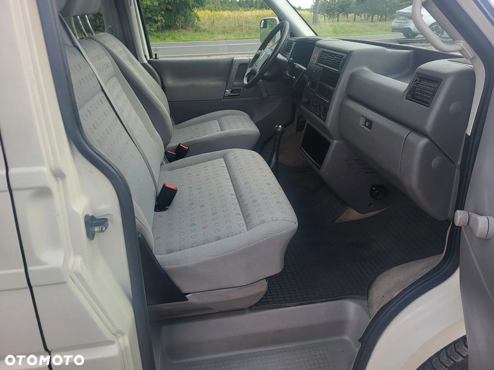 Volkswagen Caravelle TDI Basis / CL - 24