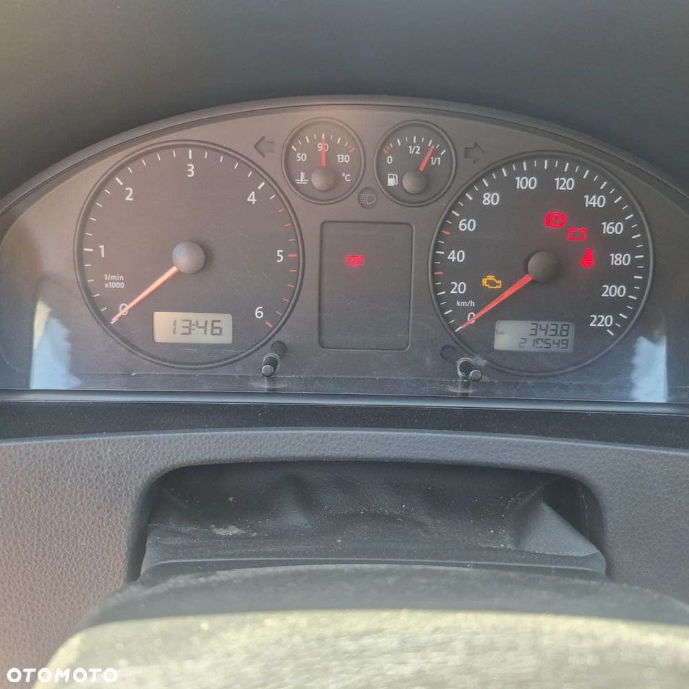 Volkswagen Transporter Shuttle L1 - 9